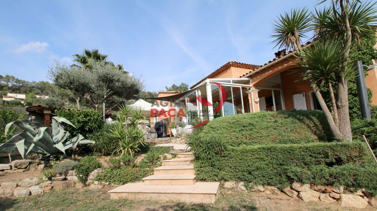 Ma-Cabane - Vente Maison Bagnols-en-Forêt, 250 m²