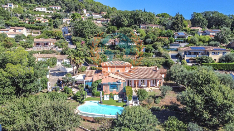 Ma-Cabane - Vente Maison Bagnols-en-Forêt, 240 m²