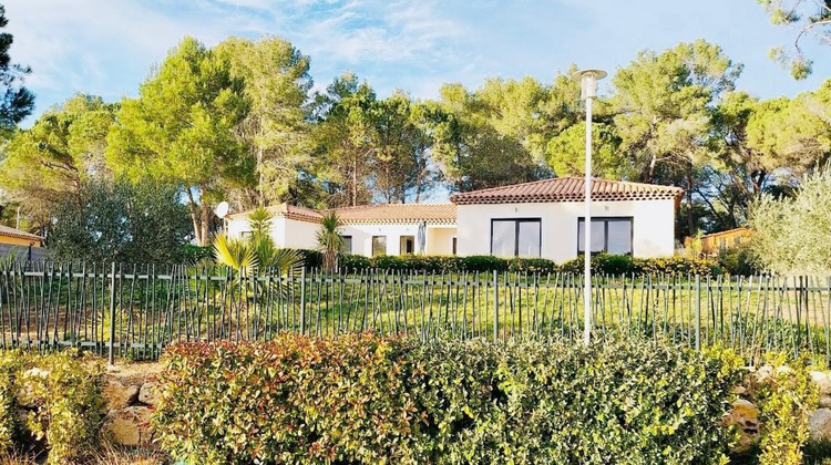 Ma-Cabane - Vente Maison Bagnols-en-Foret, 208 m²