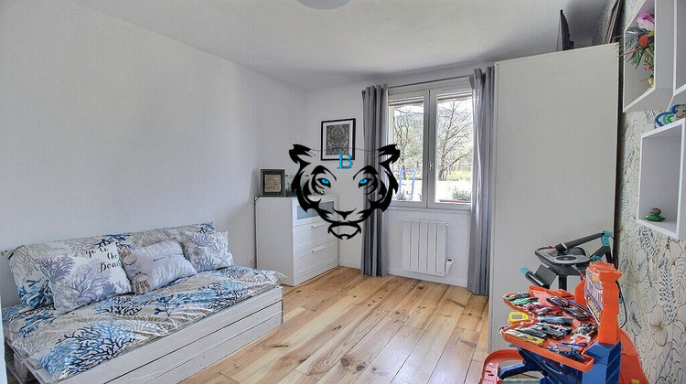 Ma-Cabane - Vente Maison BAGNOLS-EN-FORET, 104 m²