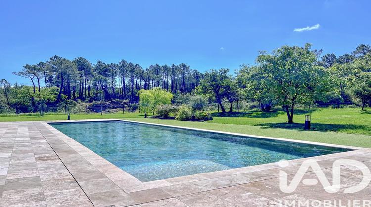 Ma-Cabane - Vente Maison Bagnols-en-Forêt, 290 m²