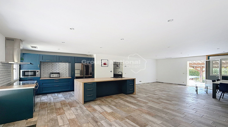 Ma-Cabane - Vente Maison BAGNOLS-EN-FORET, 100 m²