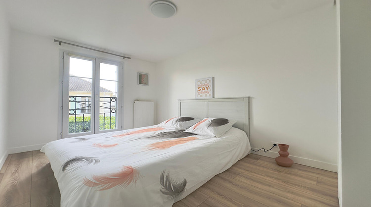 Ma-Cabane - Vente Maison BAILLY-ROMAINVILLIERS, 98 m²