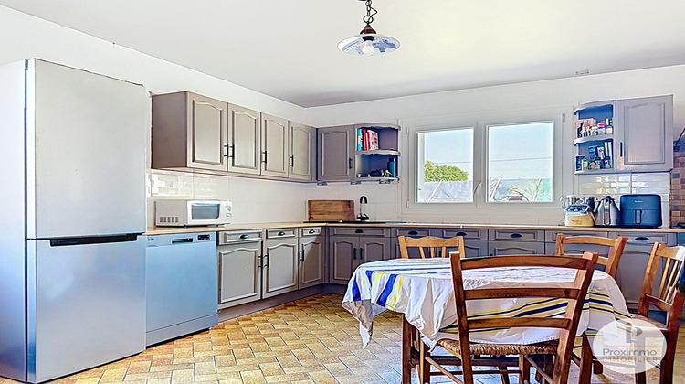 Ma-Cabane - Vente Maison BAINS-SUR-OUST, 212 m²