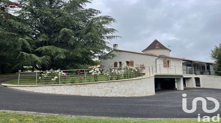 Ma-Cabane - Vente Maison Barbezieux-Saint-Hilaire, 150 m²