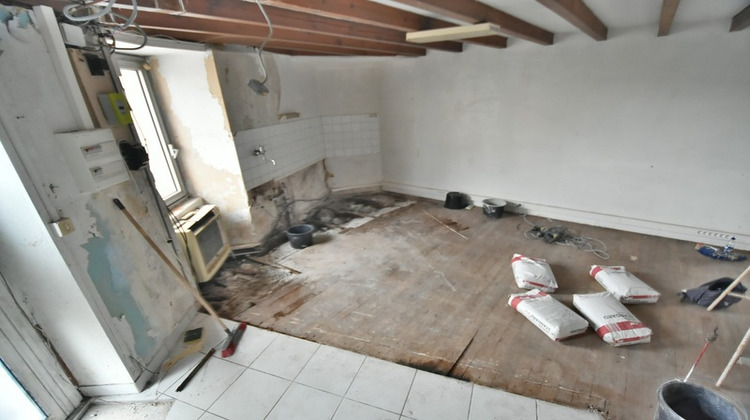 Ma-Cabane - Vente Maison BARBEZIEUX SAINT HILAIRE, 52 m²