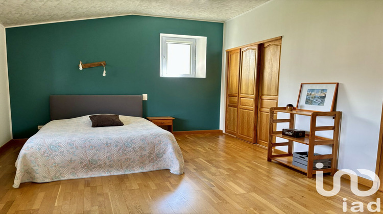 Ma-Cabane - Vente Maison Barbezieux-Saint-Hilaire, 229 m²