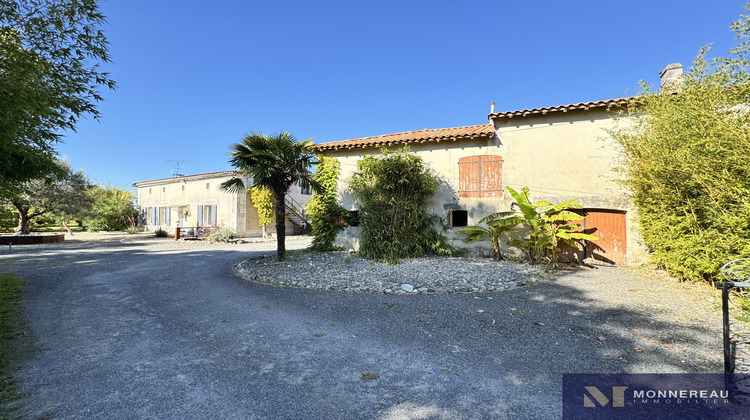 Ma-Cabane - Vente Maison Barbezieux-Saint-Hilaire, 220 m²