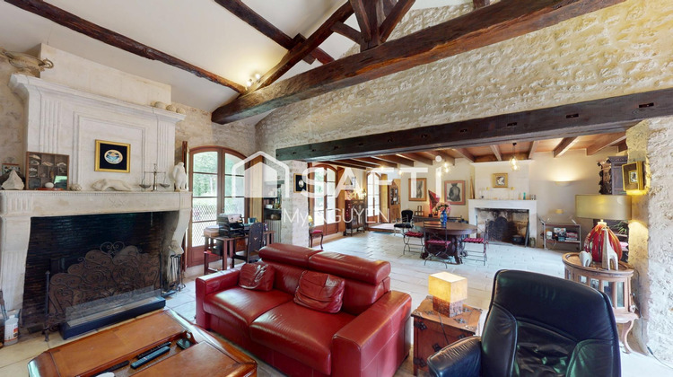 Ma-Cabane - Vente Maison Barbezieux-Saint-Hilaire, 327 m²