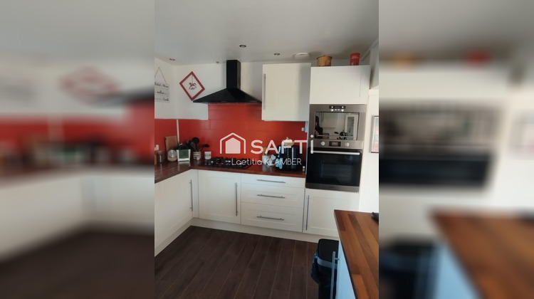 Ma-Cabane - Vente Maison Barbezieux-Saint-Hilaire, 179 m²