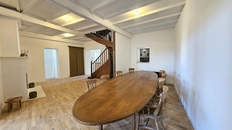 Ma-Cabane - Vente Maison Barbezieux-Saint-Hilaire, 333 m²