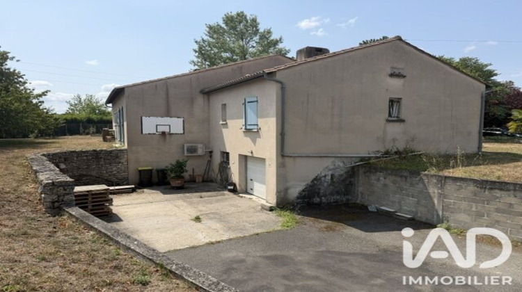 Ma-Cabane - Vente Maison Barbezieux-Saint-Hilaire, 130 m²