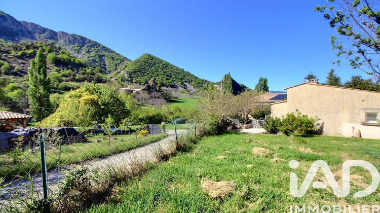 Ma-Cabane - Vente Maison Barret-de-Lioure, 65 m²