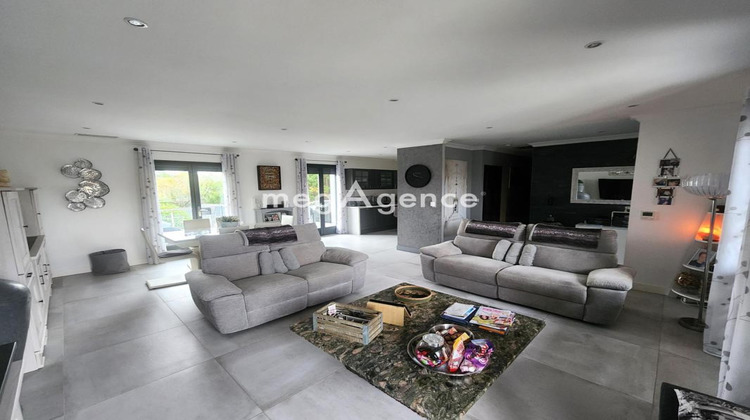 Ma-Cabane - Vente Maison BASSENS, 180 m²