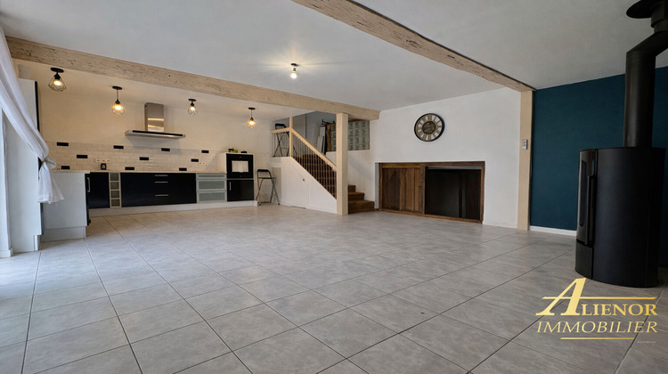 Ma-Cabane - Vente Maison BASSILLAC, 99 m²