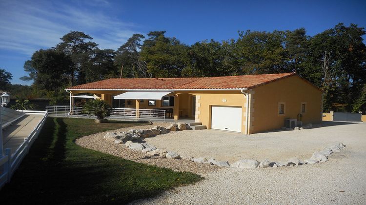 Ma-Cabane - Vente Maison BASSILLAC ET AUBEROCHE, 115 m²