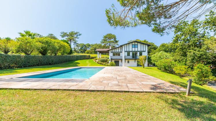 Ma-Cabane - Vente Maison Bassussarry, 329 m²