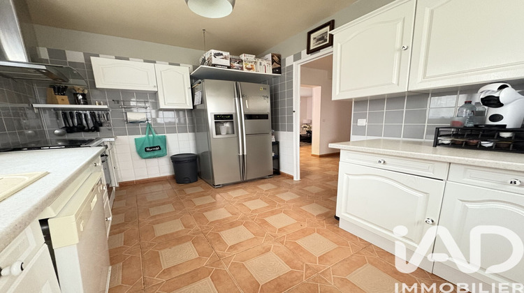 Ma-Cabane - Vente Maison Bazoches-sur-le-Betz, 144 m²