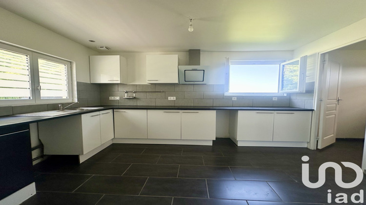 Ma-Cabane - Vente Maison Bazoches-sur-le-Betz, 83 m²