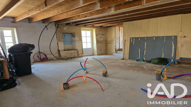 Ma-Cabane - Vente Maison Bazoges-en-Pareds, 200 m²