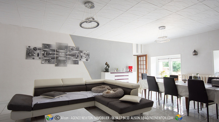 Ma-Cabane - Vente Maison BAZOUGES-LA-PEROUSE, 160 m²