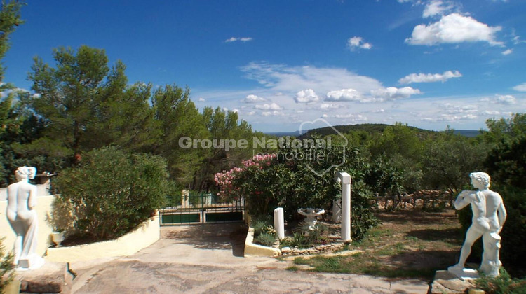 Ma-Cabane - Vente Maison BEAUCAIRE, 272 m²