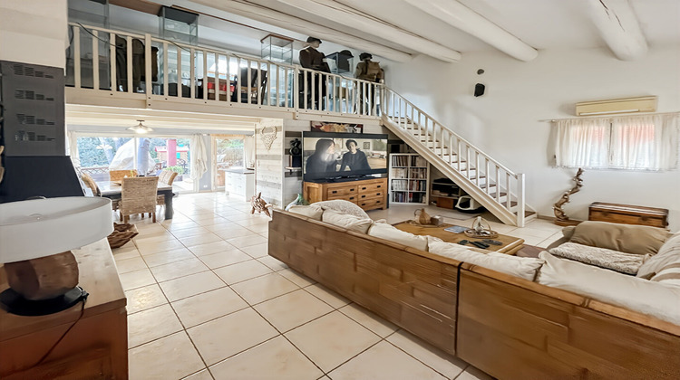 Ma-Cabane - Vente Maison BEAUCAIRE, 198 m²