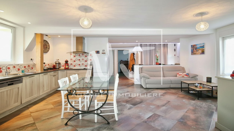 Ma-Cabane - Vente Maison BEAUFORT-EN-VALLEE, 105 m²