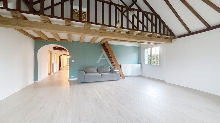 Ma-Cabane - Vente Maison BEAUFORT-EN-VALLEE, 137 m²