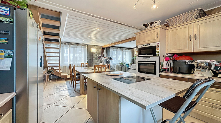 Ma-Cabane - Vente Maison BEAUFORT-EN-VALLEE, 98 m²