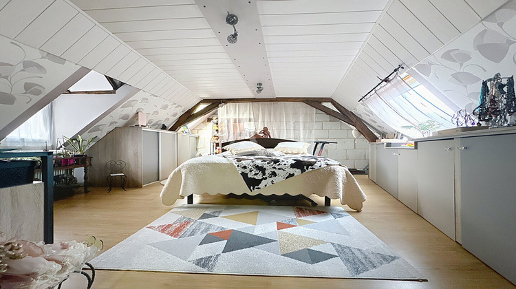 Ma-Cabane - Vente Maison BEAUFORT-EN-VALLEE, 98 m²