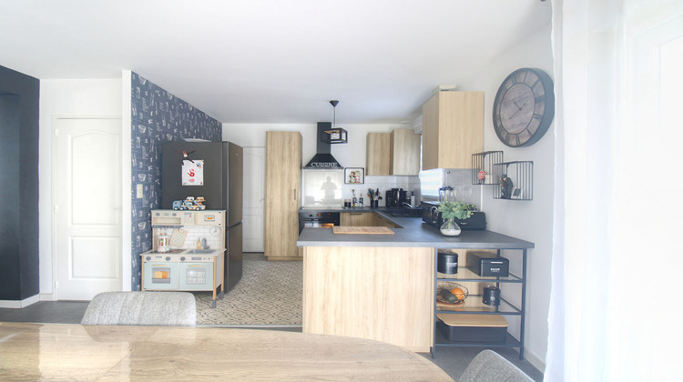 Ma-Cabane - Vente Maison BEAUFORT-EN-VALLEE, 90 m²