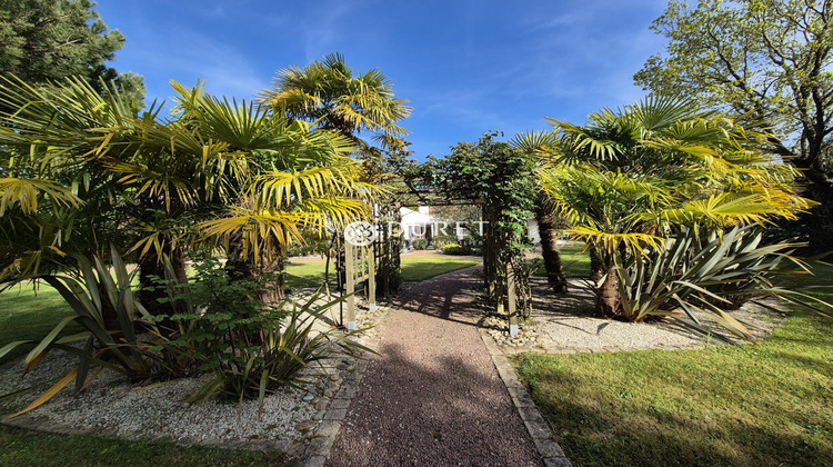 Ma-Cabane - Vente Maison Beaulieu-sous-la-Roche, 264 m²