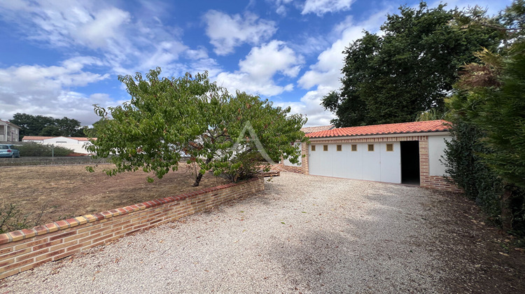 Ma-Cabane - Vente Maison BEAULIEU-SOUS-LA-ROCHE, 94 m²