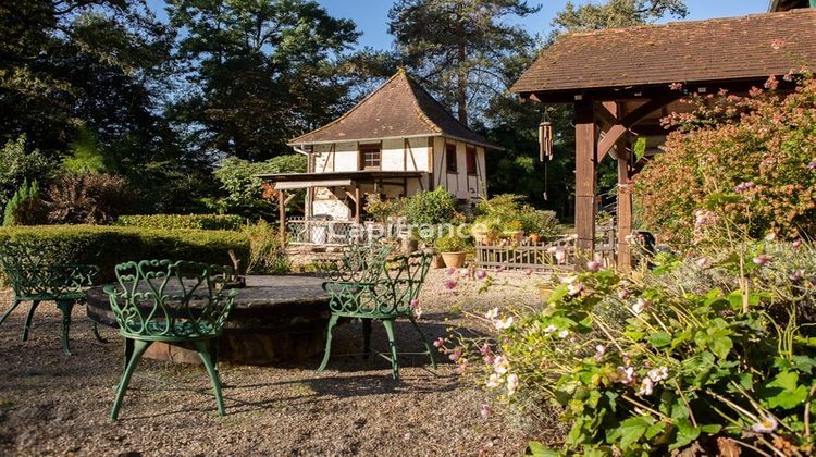 Ma-Cabane - Vente Maison BEAULIEU SUR DORDOGNE, 280 m²