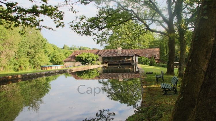 Ma-Cabane - Vente Maison BEAULIEU SUR DORDOGNE, 280 m²