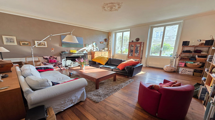 Ma-Cabane - Vente Maison BEAULIEU-SUR-LAYON, 213 m²