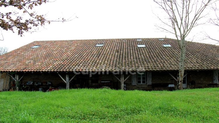 Ma-Cabane - Vente Maison BEAUMONT DE LOMAGNE, 300 m²