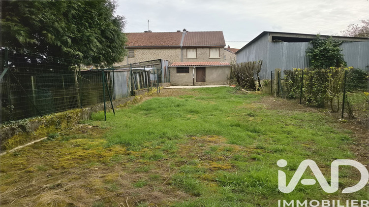 Ma-Cabane - Vente Maison Beaumont-en-Argonne, 85 m²