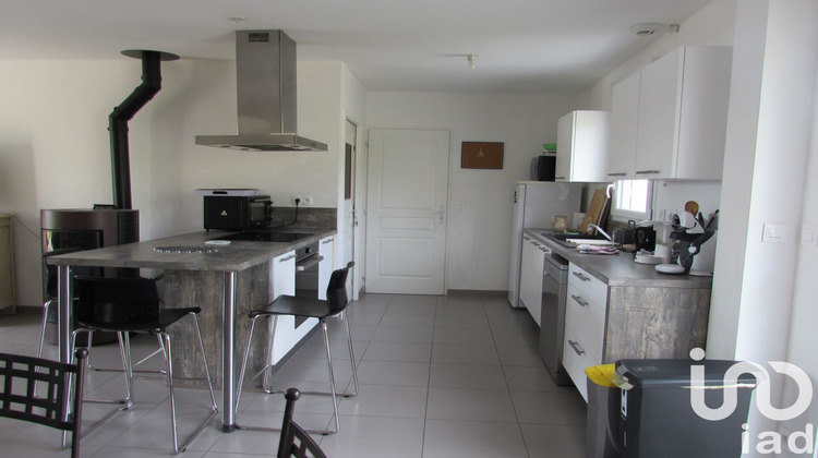 Ma-Cabane - Vente Maison Beaumont-en-Véron, 125 m²