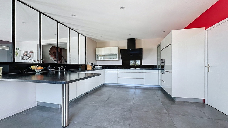 Ma-Cabane - Vente Maison BEAUMONT LA RONCE, 256 m²