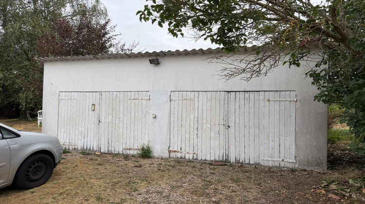 Ma-Cabane - Vente Maison Beaumont-le-Roger, 200 m²