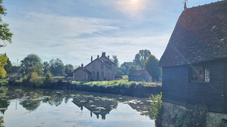 Ma-Cabane - Vente Maison BEAUMONT-SUR-SARTHE, 199 m²