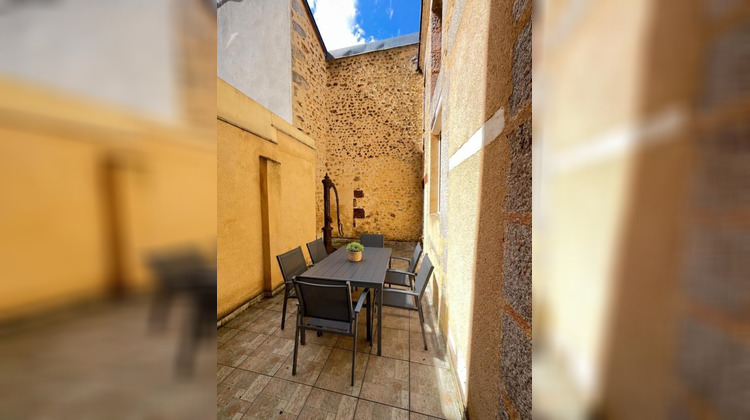 Ma-Cabane - Vente Maison BEAUMONT SUR SARTHE, 140 m²