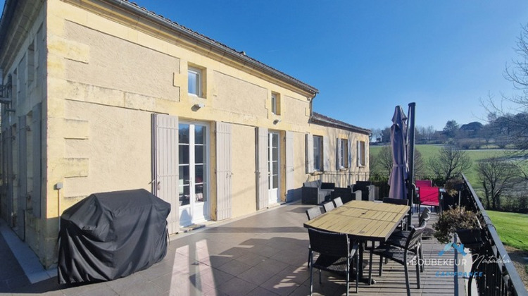 Ma-Cabane - Vente Maison BEAUMONTOIS EN PERIGORD, 390 m²