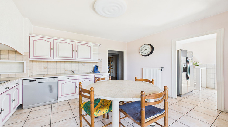 Ma-Cabane - Vente Maison BEAUREGARD-VENDON, 156 m²