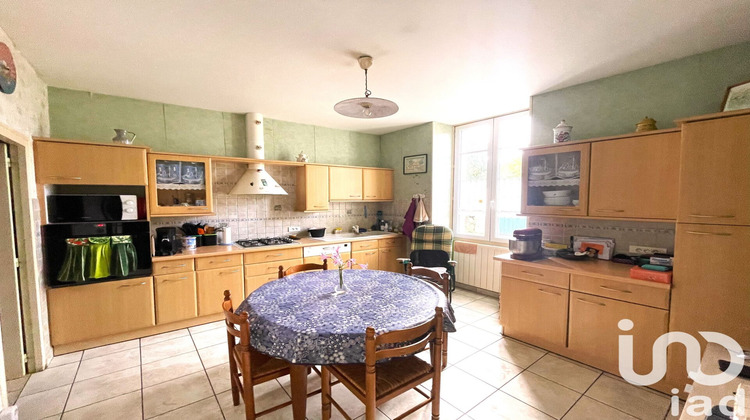 Ma-Cabane - Vente Maison Beauvais-sur-Matha, 145 m²