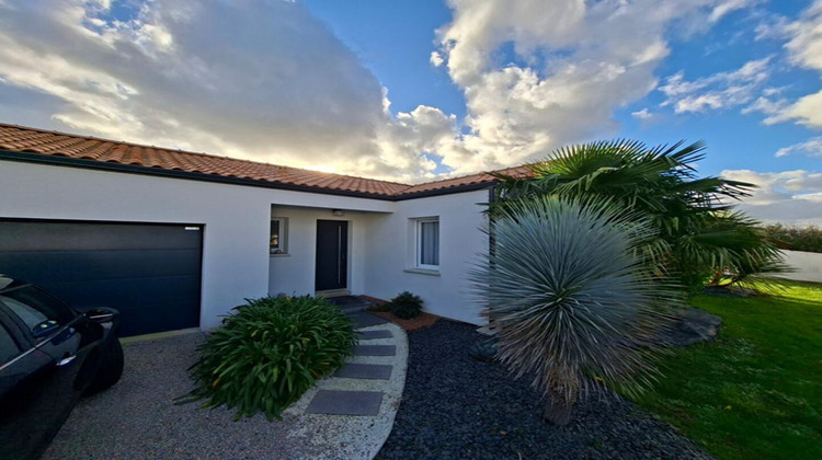 Ma-Cabane - Vente Maison BEAUVOIR SUR MER, 108 m²