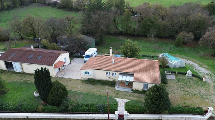 Ma-Cabane - Vente Maison BEAUVOIR-SUR-NIORT, 125 m²