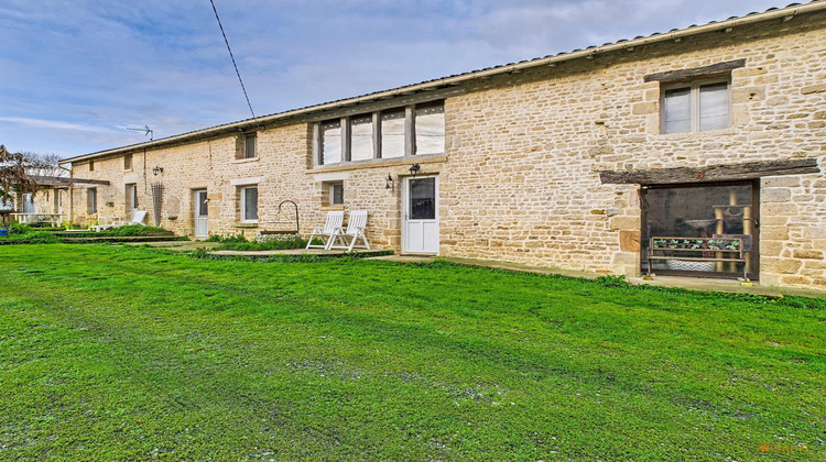 Ma-Cabane - Vente Maison Beceleuf, 198 m²